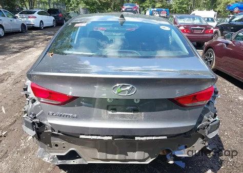 2018 Hyundai Elantra Sel z USA, uszkodzony, nr VIN 5NPD84LF7JH343930